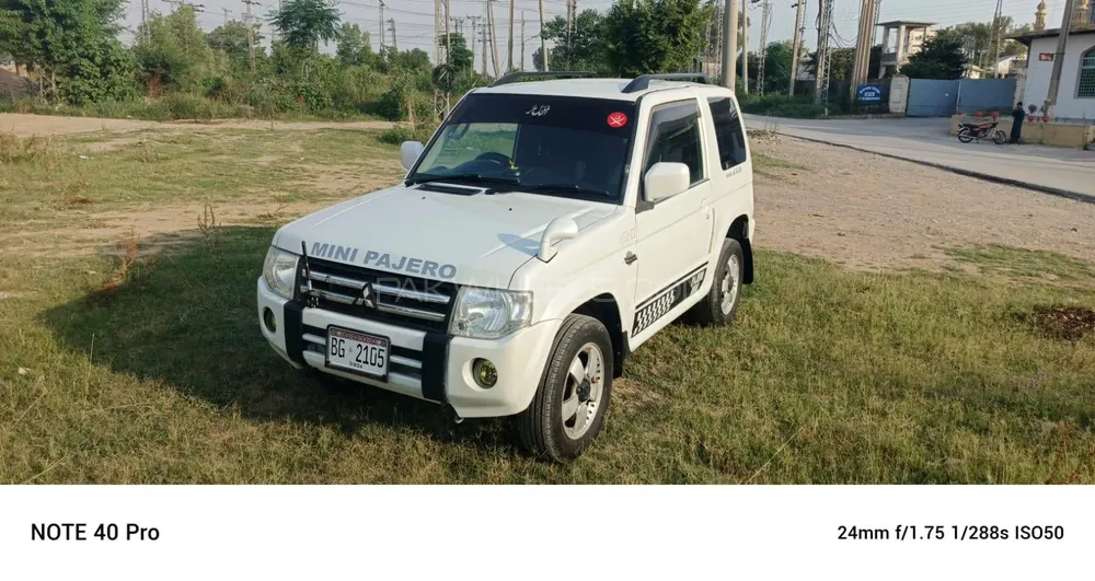 Mitsubishi Pajero Mini 2011 for Sale in Mansehra Image-1