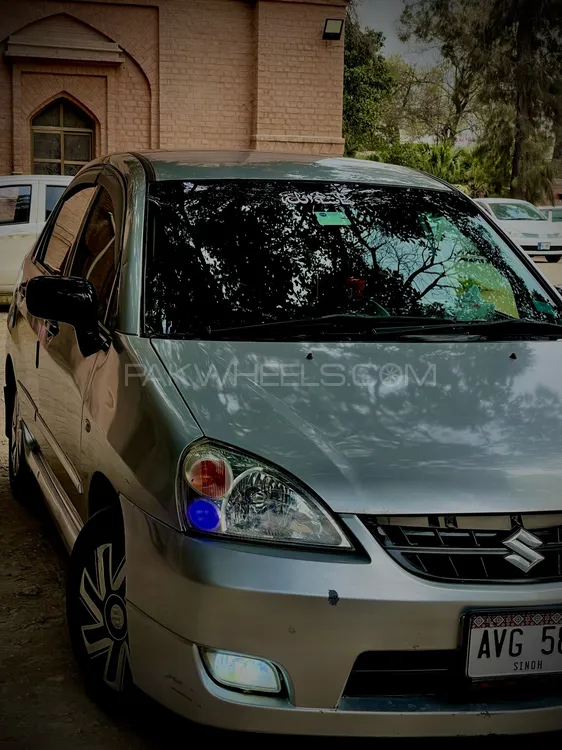 سوزوکی لیانا 2011 for Sale in کراچی Image-1