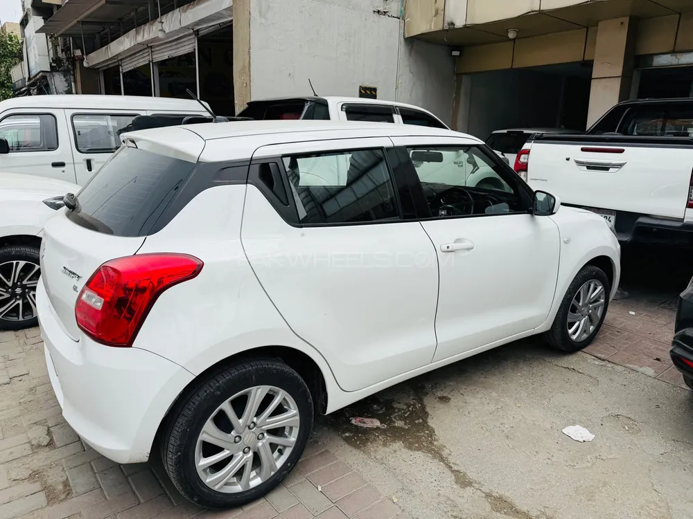 Suzuki Swift 2023 for Sale in Islamabad Image-1