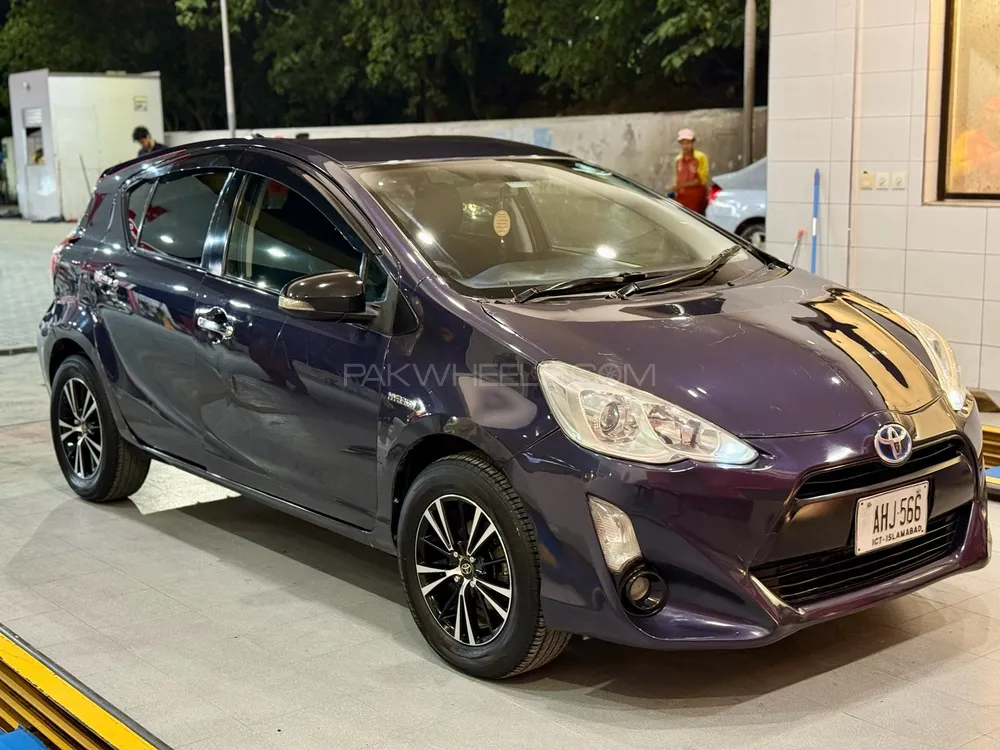 Toyota Aqua 2015 for Sale in Islamabad Image-1