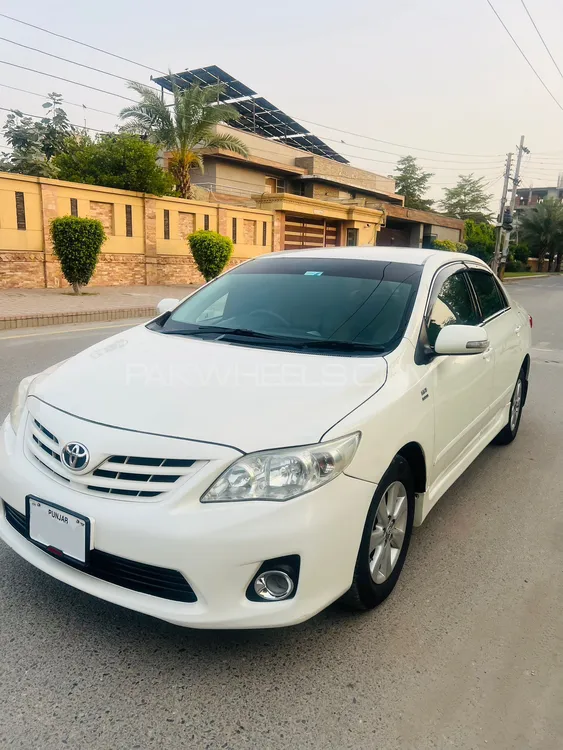 Toyota Corolla 2012 for Sale in Faisalabad Image-1