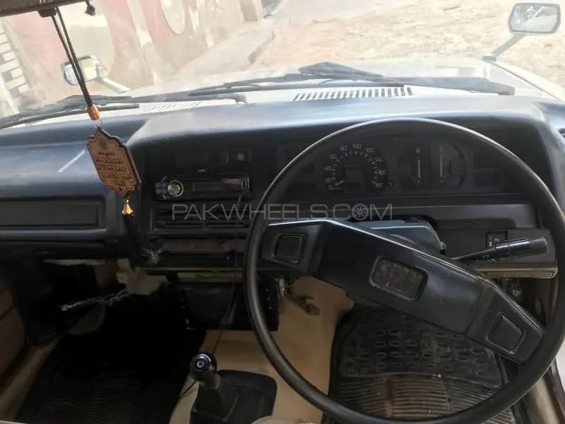 Toyota Corolla 1980 for Sale in Hyderabad Image-1