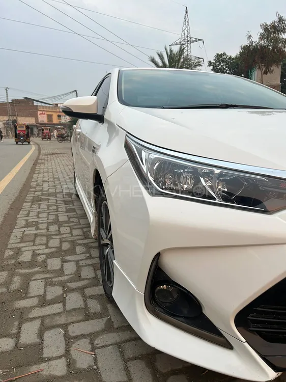 Toyota Corolla 2019 for Sale in Burewala Image-1