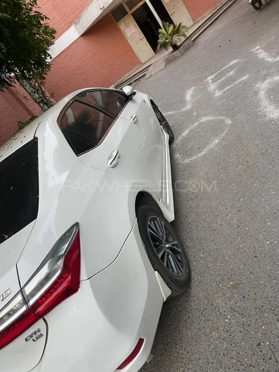Toyota Corolla 2018 for Sale in Wah cantt Image-1
