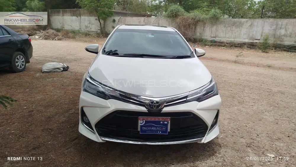 Toyota Corolla 2021 for Sale in Karachi Image-1