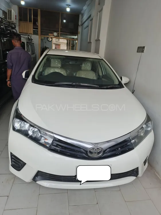 Toyota Corolla 2016 for Sale in Karachi Image-1