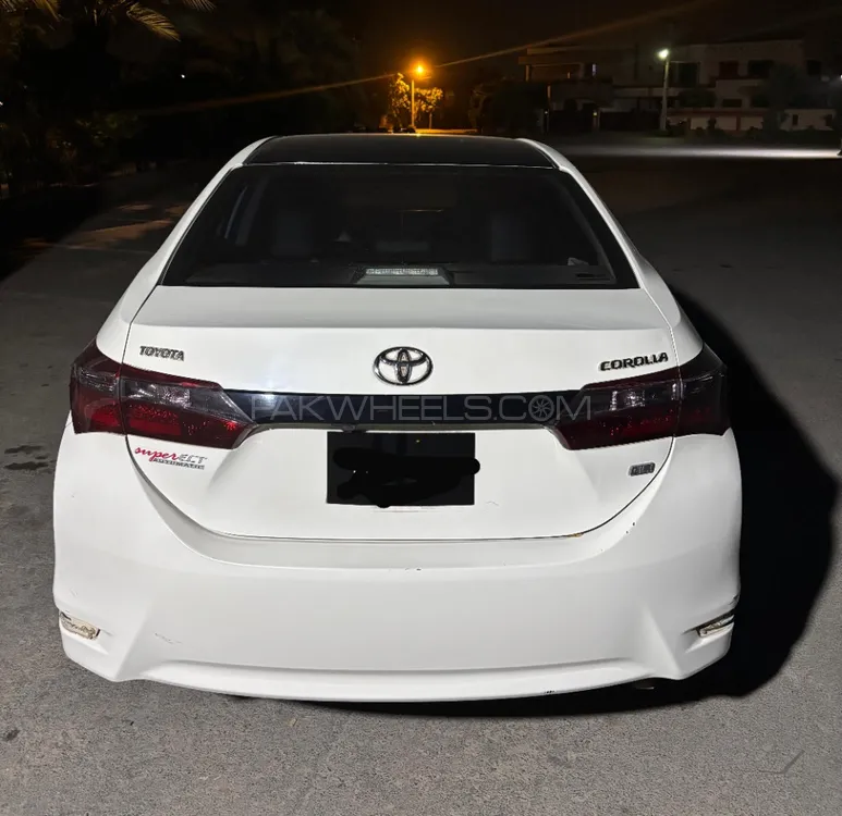 Toyota Corolla 2016 for Sale in Lahore Image-1