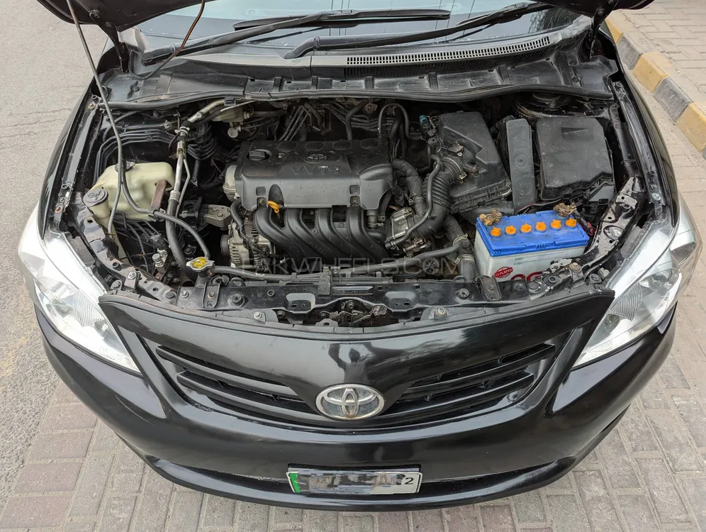 Toyota Corolla 2012 for Sale in Lahore Image-1