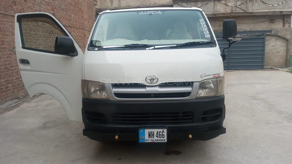 Toyota Hiace 2009 for Sale in Gujrat Image-1