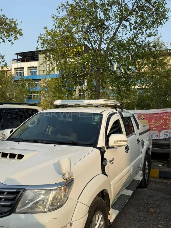 Toyota Hilux 2012 for Sale in Islamabad Image-1