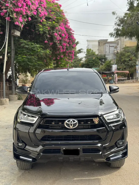 Toyota Hilux 2021 for Sale in Karachi Image-1