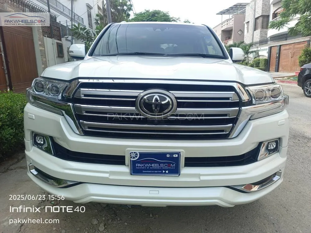 Toyota Land Cruiser 2015 for Sale in Karachi Image-1