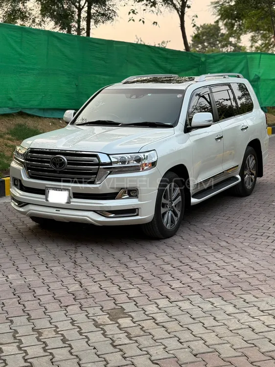 Toyota Land Cruiser 2019 for Sale in Islamabad Image-1