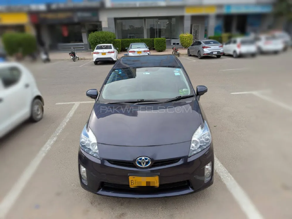Toyota Prius 2010 for Sale in Karachi Image-1