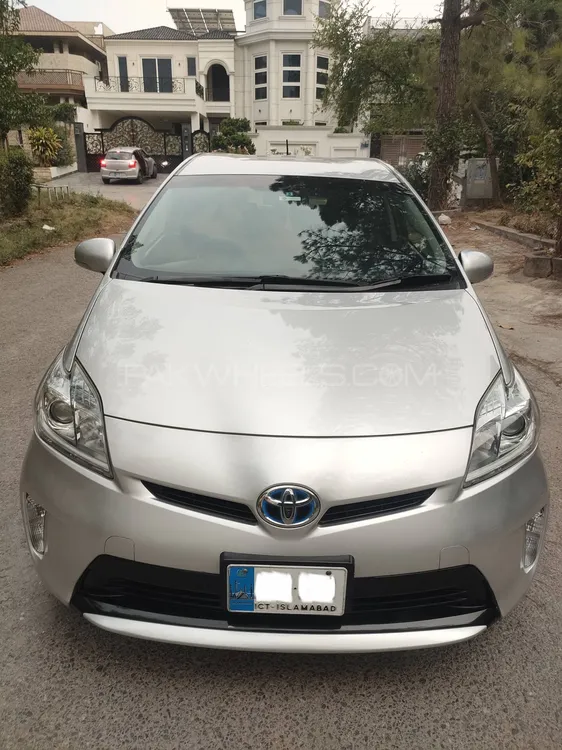 Toyota Prius 2014 for Sale in Islamabad Image-1