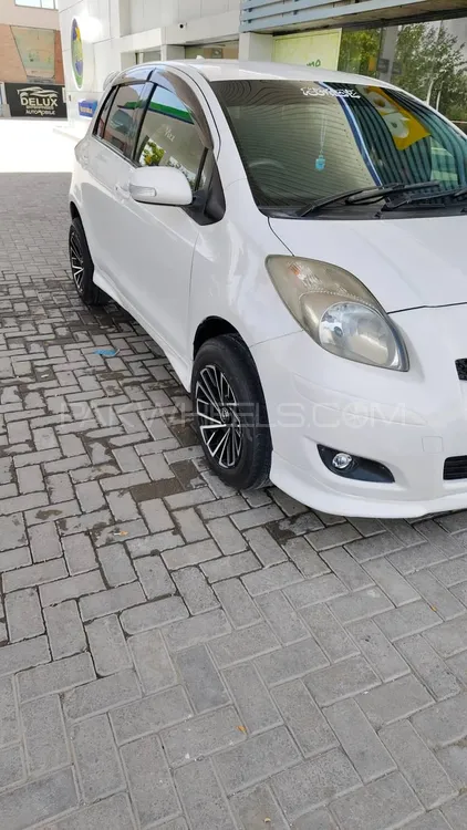 Toyota Vitz 2008 for Sale in Quetta Image-1