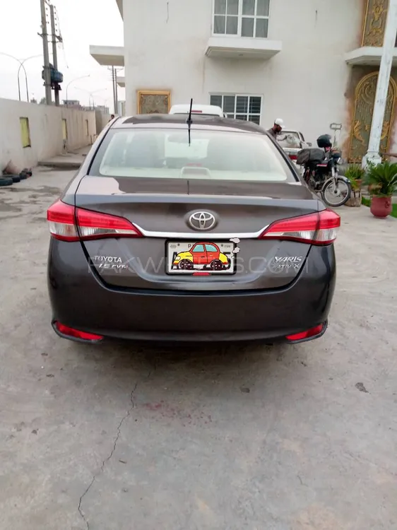 Toyota Yaris Sedan 2021 for Sale in Lahore Image-1