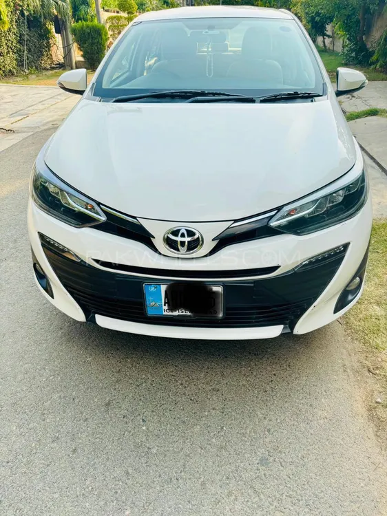 Toyota Yaris Sedan 2021 for Sale in Lahore Image-1