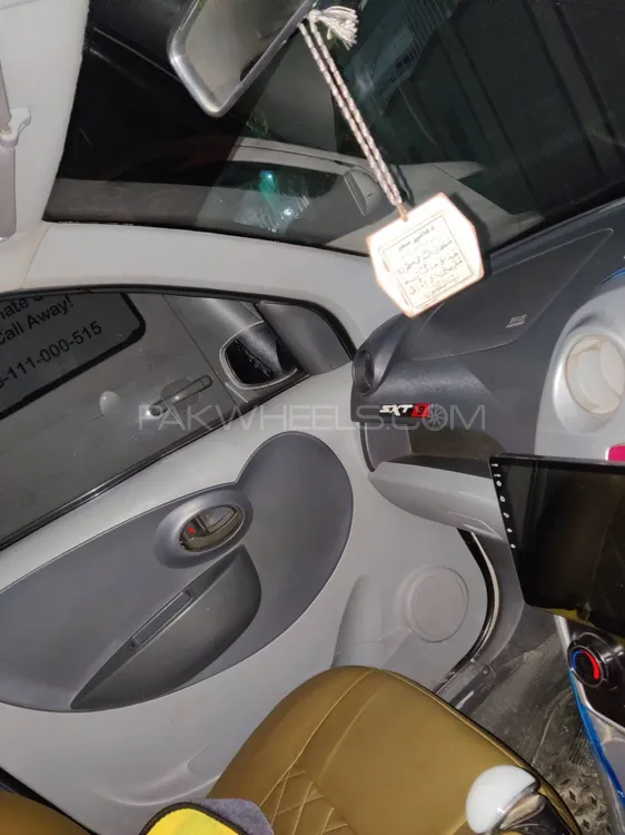 FAW V2 2015 for Sale in Lahore Image-1