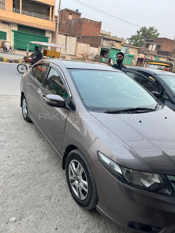 Honda City 2015 for Sale in Faisalabad Image-1