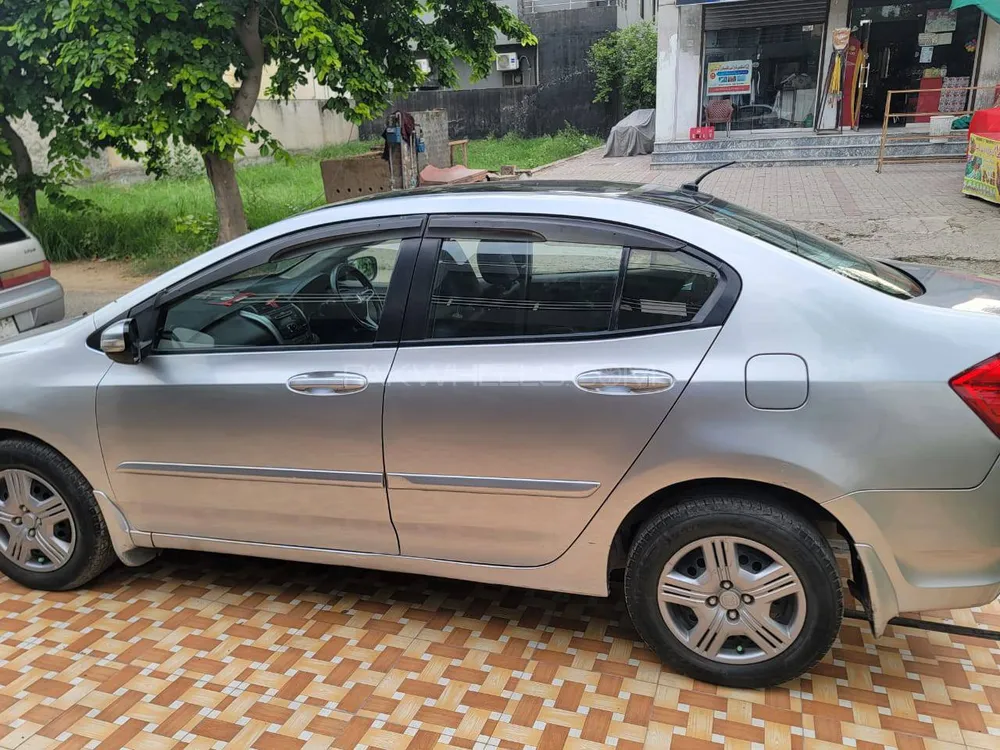 Honda City 2018 for Sale in Lahore Image-1