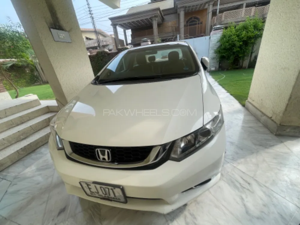 Honda Civic 2015 for Sale in Peshawar Image-1