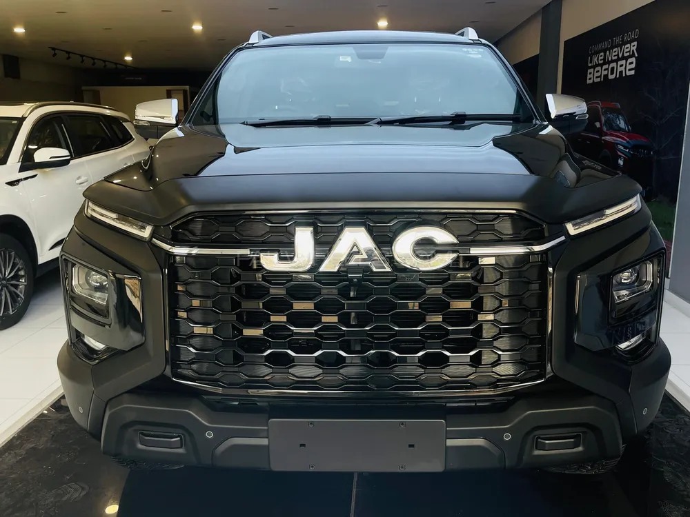 JAC T9 2025 for Sale in Faisalabad Image-1