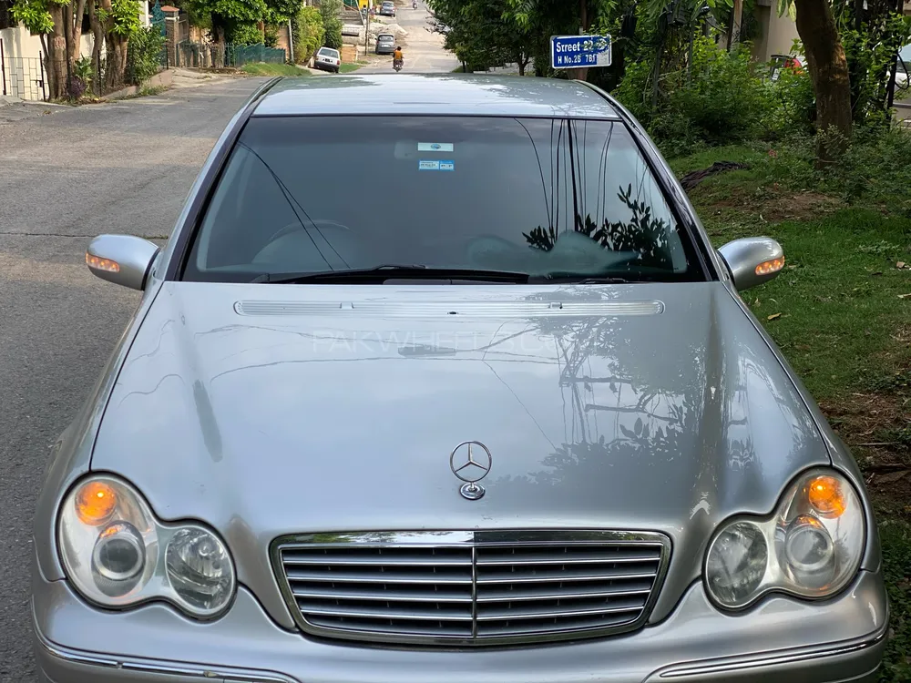 Mercedes Benz C Class 2003 for Sale in Rawalpindi Image-1