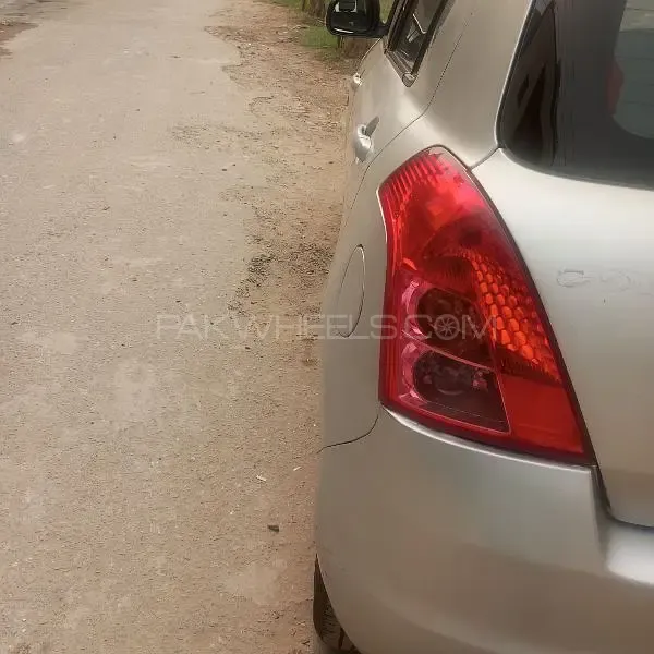 Suzuki Swift 2012 for Sale in Lahore Image-1