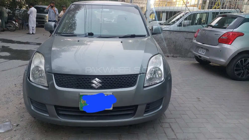 Suzuki Swift 2013 for Sale in Lahore Image-1