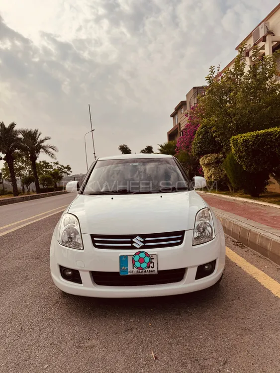 Suzuki Swift 2010 for Sale in Islamabad Image-1