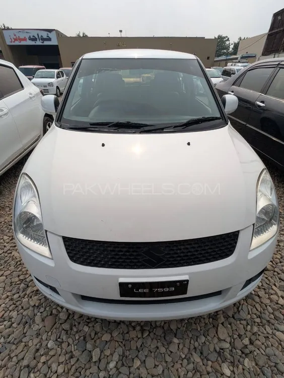 Suzuki Swift 2013 for Sale in Gujranwala Image-1