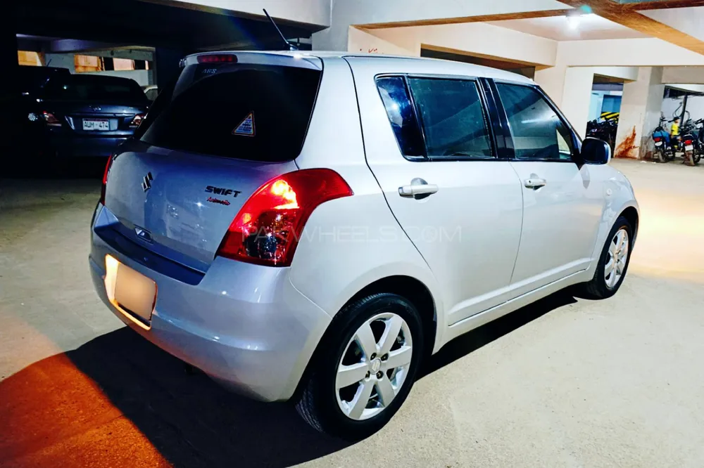 Suzuki Swift 2018 for Sale in Karachi Image-1