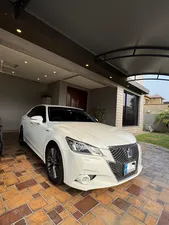 Toyota Crown 2015 for Sale