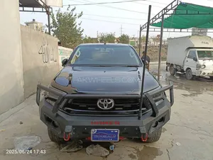 Toyota Hilux Revo V Automatic 2.8 2023 for Sale