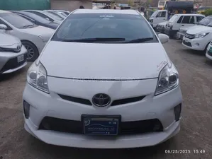 Toyota Prius L 1.8 2012 for Sale