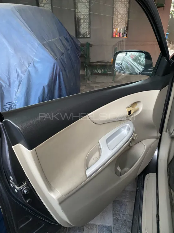 toyota carolla door cards 2012 Image-1