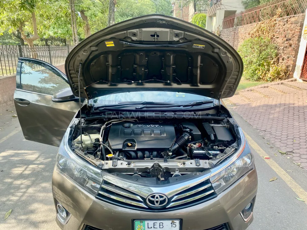 Toyota Corolla 2015 for Sale in Lahore Image-1