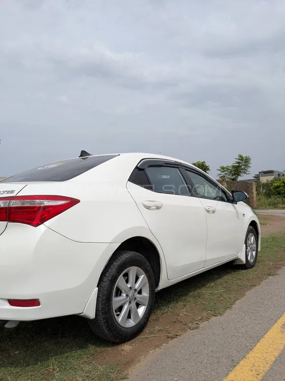 Toyota Corolla 2017 for Sale in Islamabad Image-1