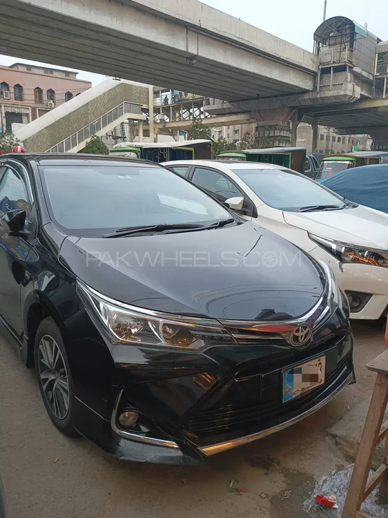 Toyota Corolla 2019 for Sale in Lahore Image-1