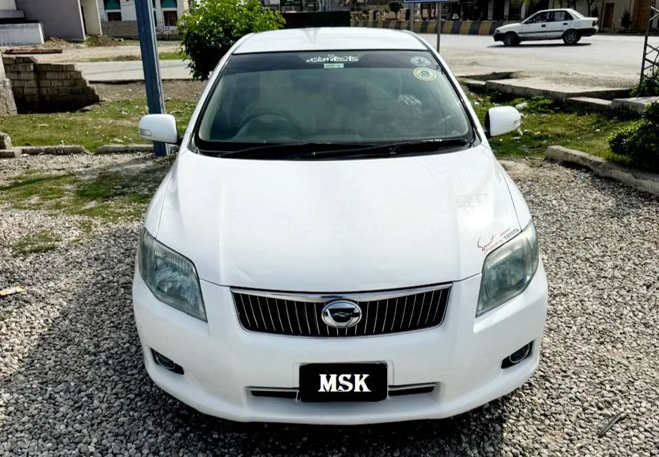 Toyota Corolla Axio 2007 for Sale in Peshawar Image-1