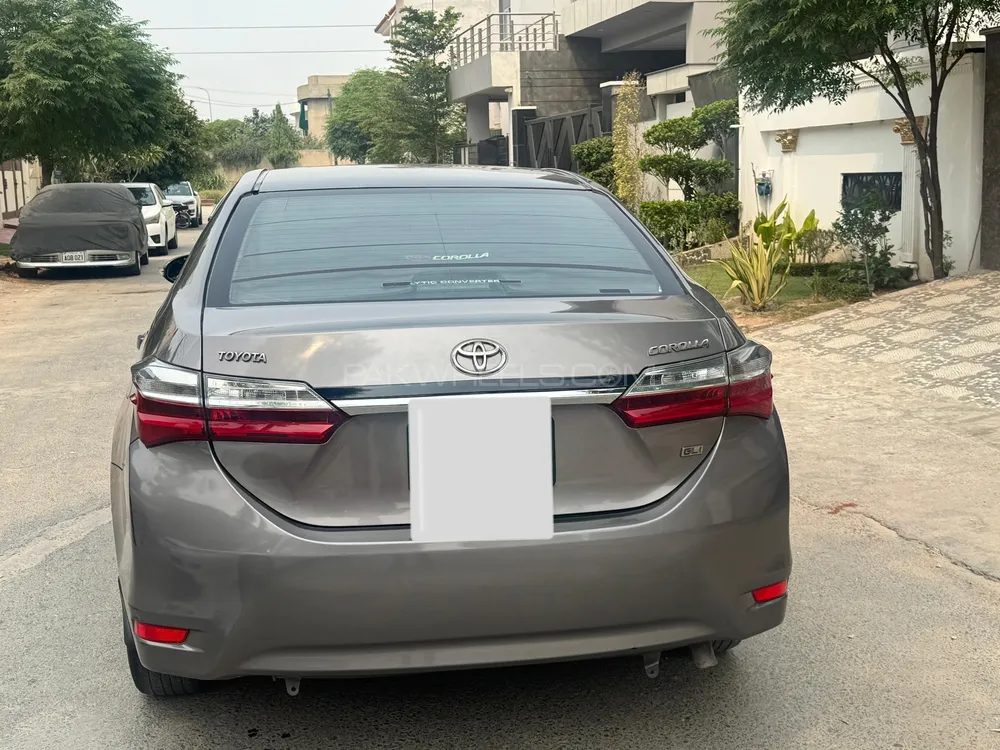 Toyota Corolla 2016 for Sale in Faisalabad Image-1
