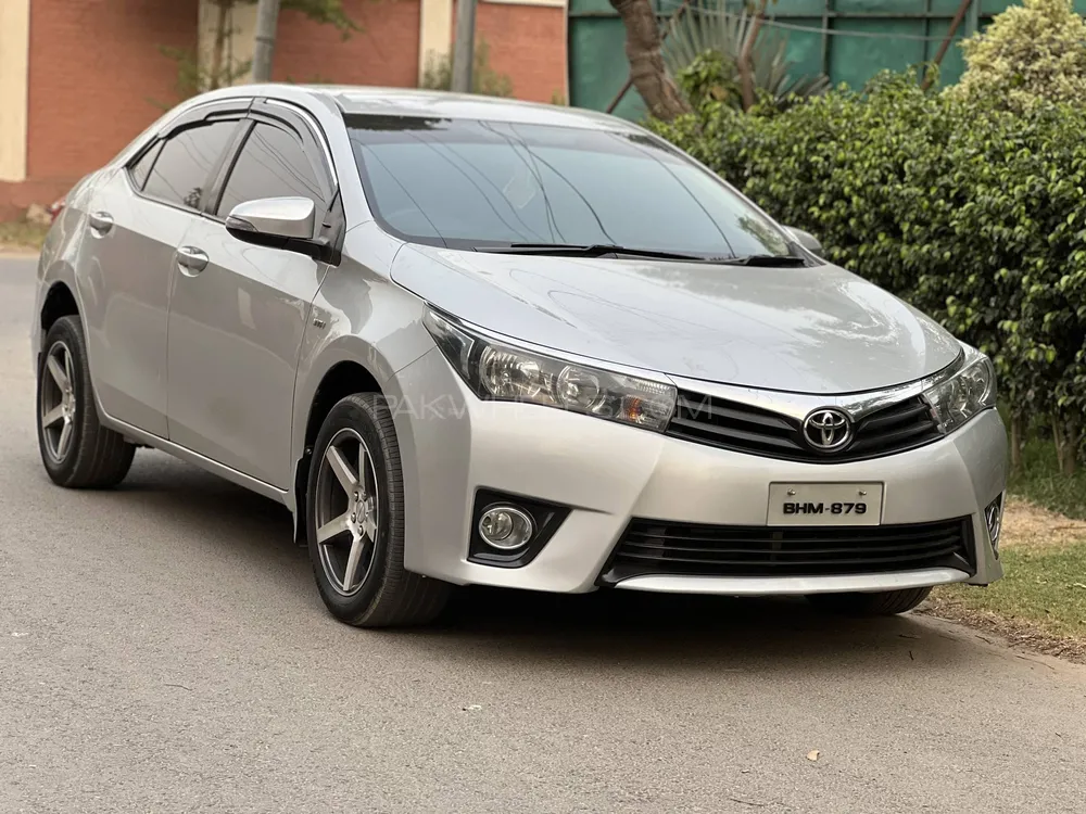 Toyota Corolla 2017 for Sale in Multan Image-1