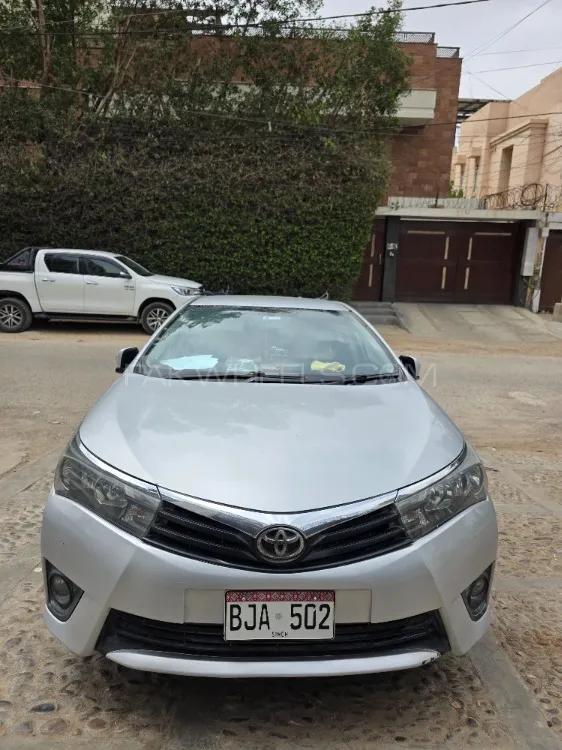 Toyota Corolla 2017 for Sale in Karachi Image-1