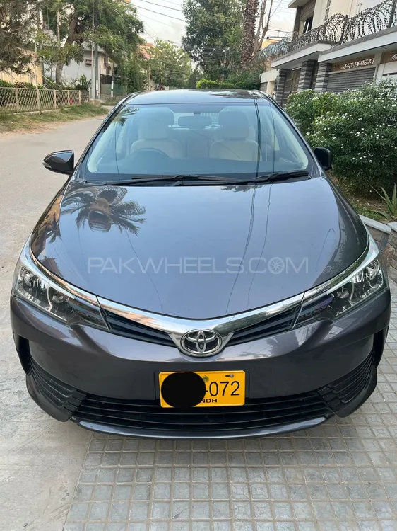 Toyota Corolla 2017 for Sale in Karachi Image-1