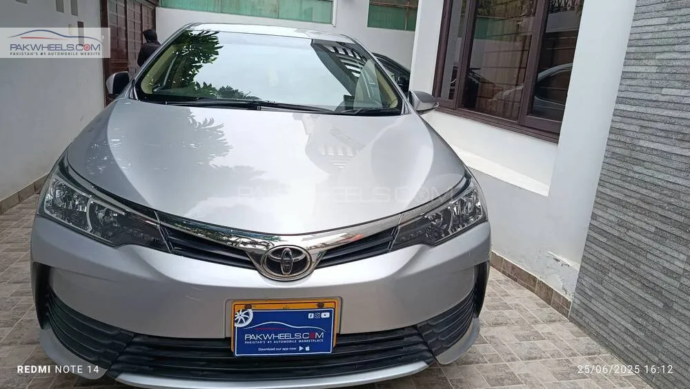 Toyota Corolla 2020 for Sale in Karachi Image-1