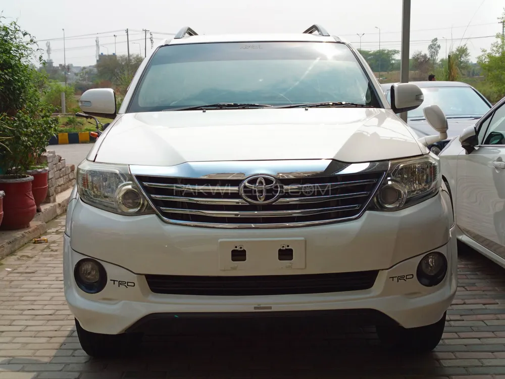 Toyota Fortuner 2015 for Sale in Islamabad Image-1