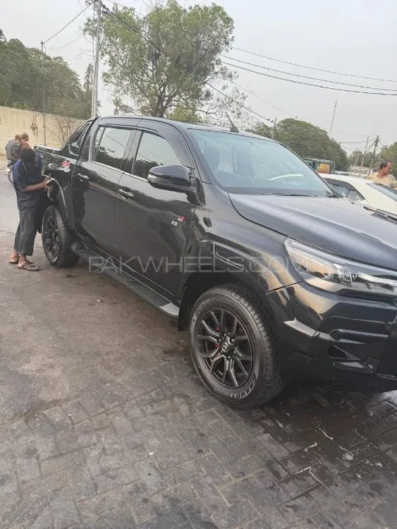 Toyota Hilux 2023 for Sale in Karachi Image-1