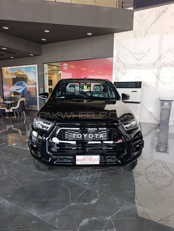 Toyota Hilux 2025 for Sale in Gujrat Image-1