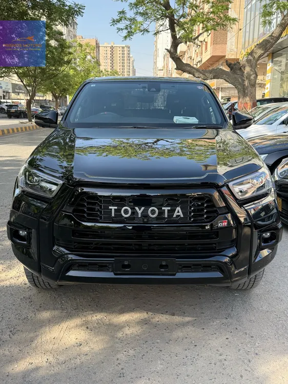 Toyota Hilux 2021 for Sale in Karachi Image-1